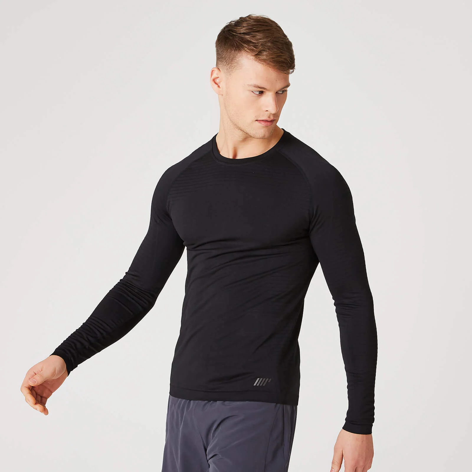 Elite Seamless Long-Sleeve T-Shirt – Black - S Image 1
