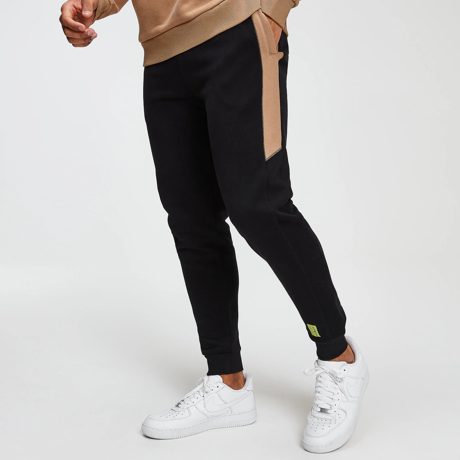 MP Men's Rest Day Men's Panel Joggers - Black - XS Image 1