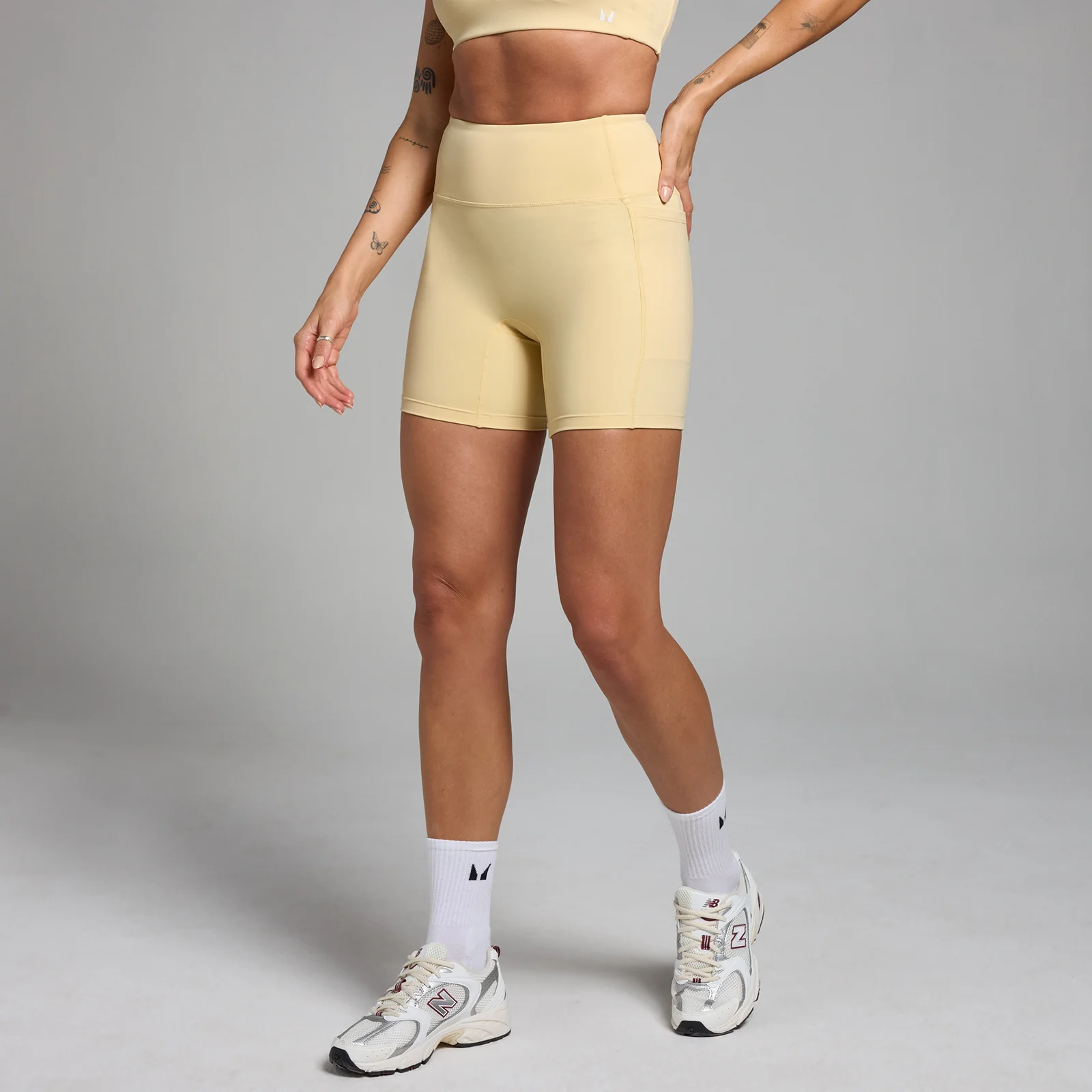 MP Women's Active Pocket Cycling Shorts - Buttermilk - XS Image 1