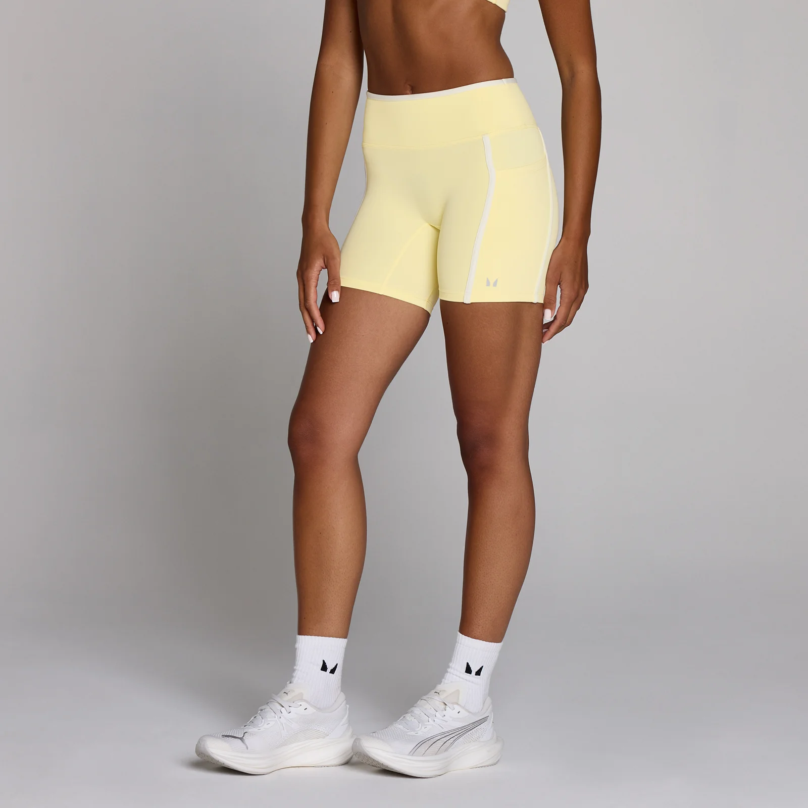 MP Women's Velocity Contrast Cycling Shorts - Buttercream - S Image 1