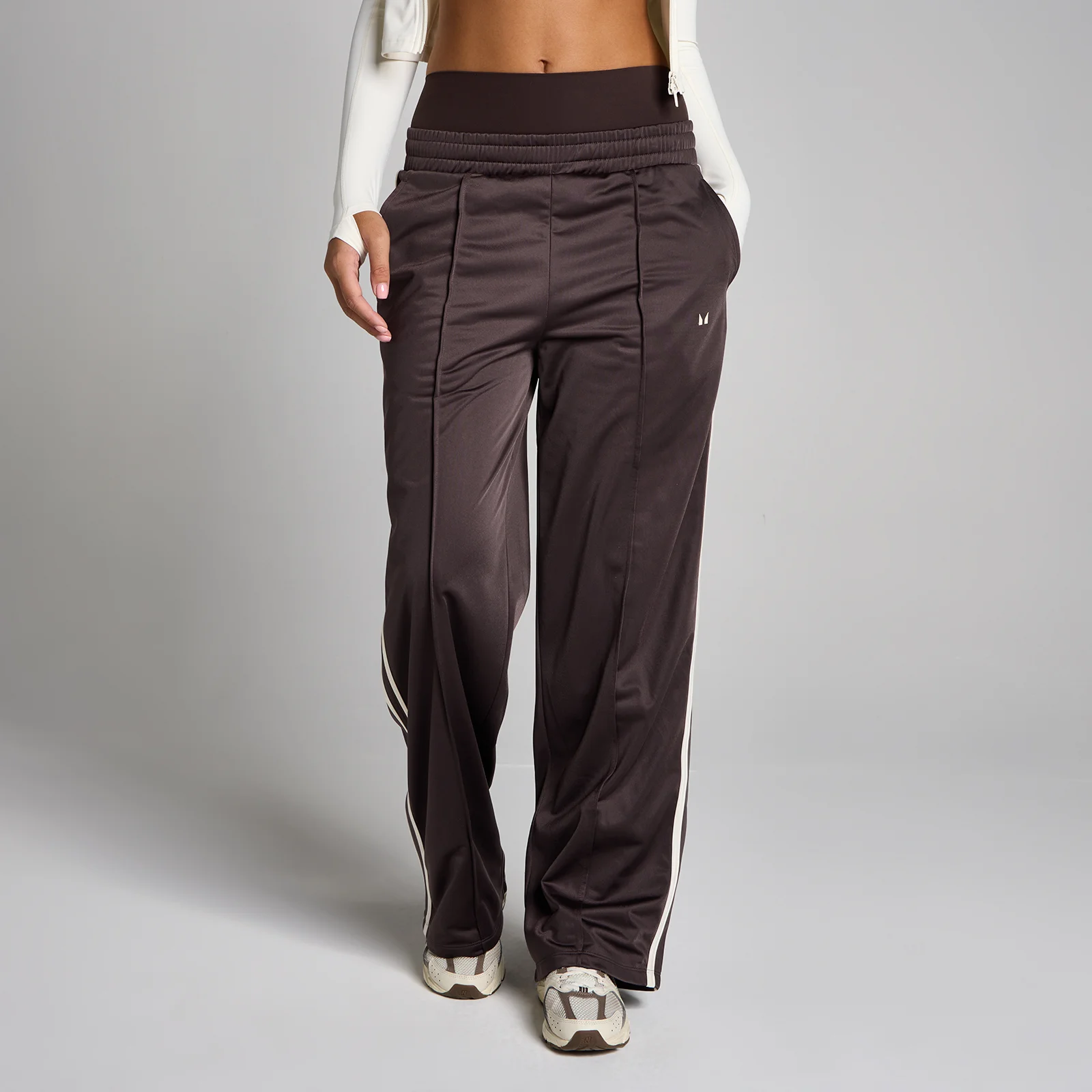 MP Women's Tricot Track Straight Leg Joggers - Cocoa/Vanilla - XS Image 2